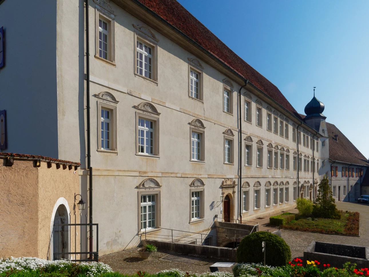 Innenhof Schloss Porrentruy