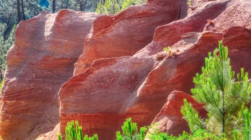 Ockerfelsen in Rousillon III