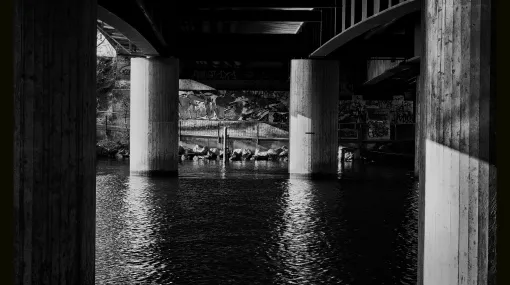 Unter der Brücke