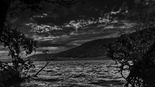 Windiger Abend über dem Bielersee