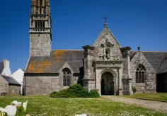 Kirche Notre-Dame de la Clarté et Saint-Budoc in Beuzec-Cap-Sizun