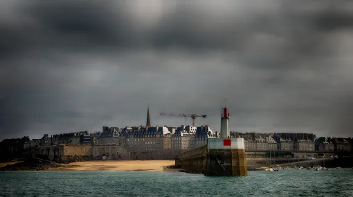 Saint-Malo, Môle des Noires