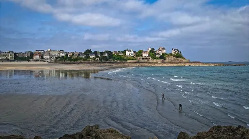 Plage de l&amp;#8217;Ecluse bei DInard