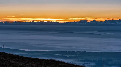 Blick von Chasseral vor dem Sonnenaufgang