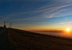 Chasseral in den ersten Sonnenstrahlen
