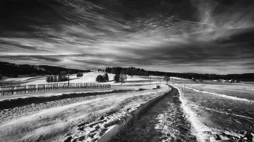 Winterweg bei Les Reussilles