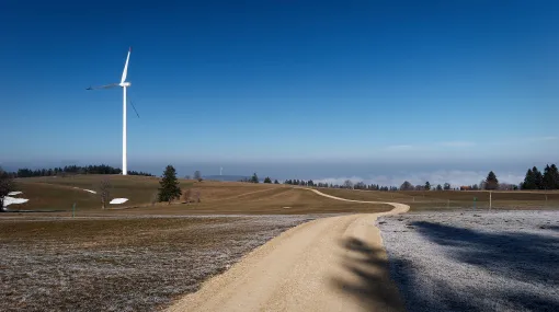 Energie über dem Nebel